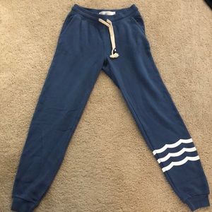 Essential Coastal Jogger